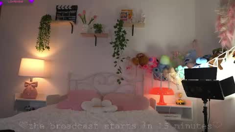 violeth___ online show from 05-19-26, 11:38