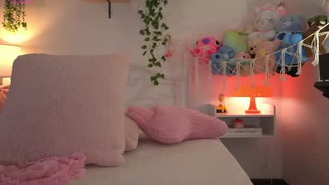 violeth___ online show from 07-06-26, 12:13