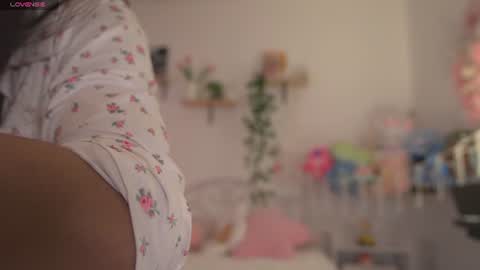 violeth___ online show from 07-27-26, 11:06