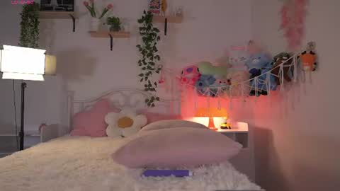 violeth___ online show from 07-28-26, 11:17