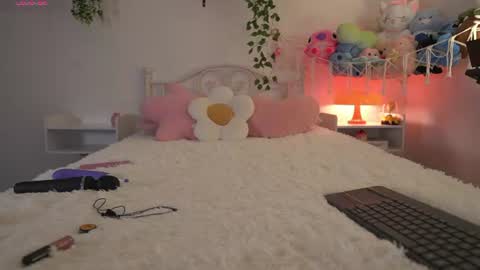 violeth___ online show from 07-31-26, 11:42