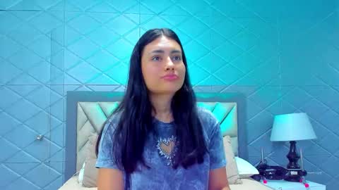 Snapshot of violetrousse chatting on 11-28-25, 03:58 Violet Rousse online show from 11-28-25, 03:58