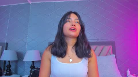 Snapshot of violetrousse chatting on 02-02-26, 04:49 Violet Rousse online show from 02-02-26, 04:49