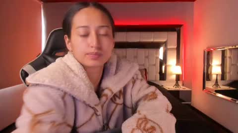 violetskinny online show from 01-03-25, 07:29