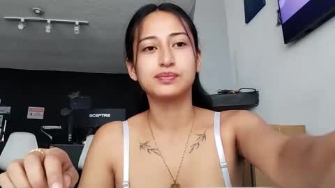 violetskinny online show from 01-19-25, 03:32