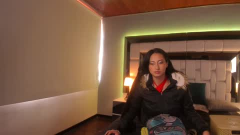 violetskinny online show from 01-23-25, 07:18