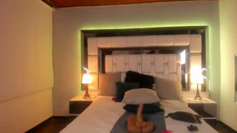 violetskinny online show from 02-11-25, 01:52