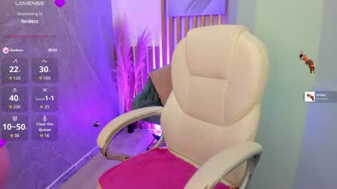 VioletSky  online show from 07-02-26, 05:24