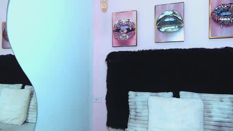 Violeta froz online show from 10-14-25, 07:14