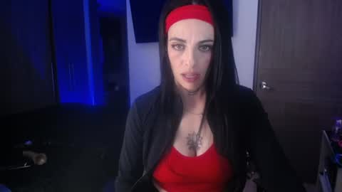 violett  Independent model online show from 07-28-26, 03:13