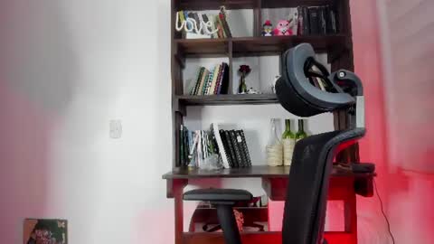 Snapshot of violett_red chatting on 08-04-26, 02:26 Violeta online show from 08-04-26, 02:26