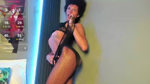 V I O L E T T E  online show from 07-10-26, 05:04