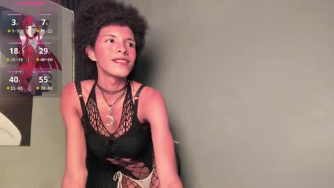 V I O L E T T E  online show from 07-19-26, 04:22