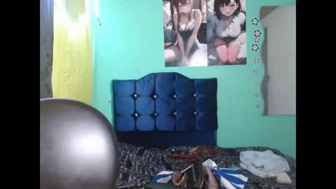 Snapshot of violetta_dreams chatting on 05-29-26, 09:35 violetta_dreams online show from 05-29-26, 09:35