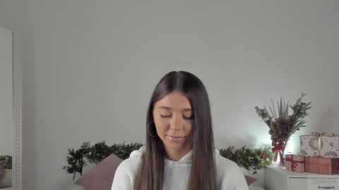 violetta_finch online show from 01-25-25, 08:21