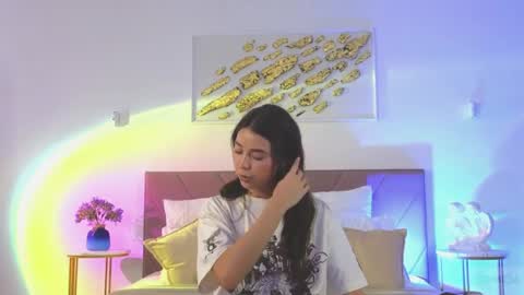 Snapshot of violetta_finch chatting on 05-05-26, 10:12 violetta_finch online show from 05-05-26, 10:12