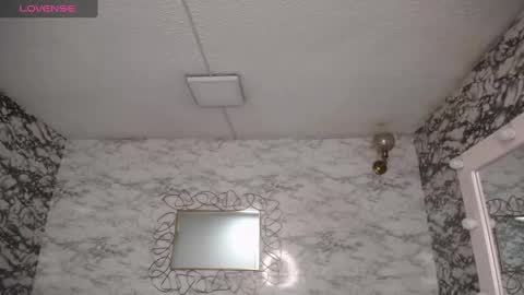 Violetta  online show from 02-05-25, 03:13