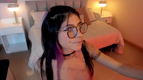 Violetta nur online show from 07-08-26, 09:08