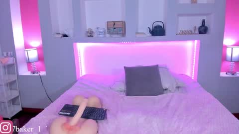 ViolettaBaker online show from 01-30-25, 11:02