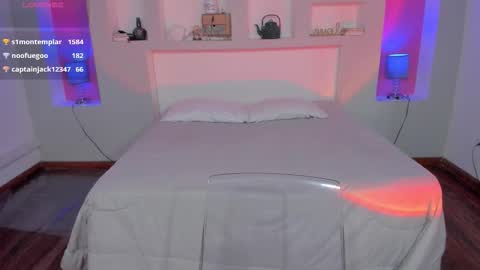 ViolettaBaker online show from 09-24-25, 07:39