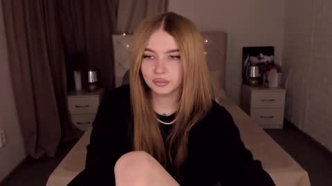 ViolettaOtis online show from 01-30-25, 08:10