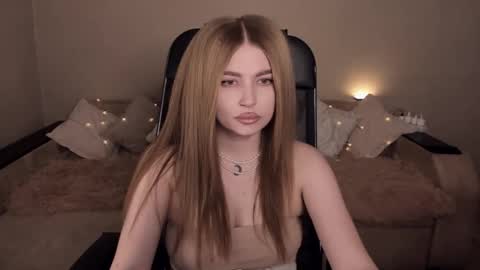 ViolettaOtis online show from 02-20-25, 03:41