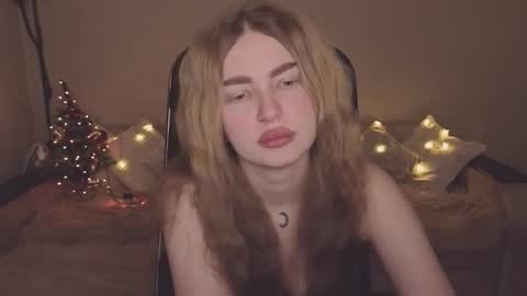 ViolettaOtis online show from 12-20-25, 02:24