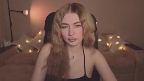 ViolettaOtis online show from 02-15-26, 04:36