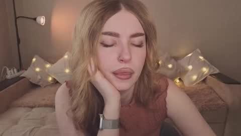 ViolettaOtis online show from 02-16-26, 09:27