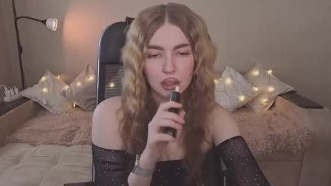 ViolettaOtis online show from 02-17-26, 12:56