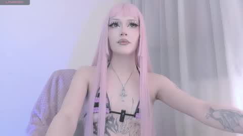 Violett online show from 03-27-26, 06:41