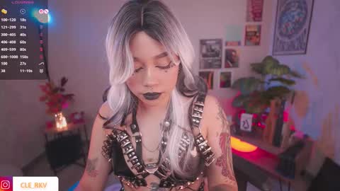 Snapshot of violette_clerk1 chatting on 03-16-26, 07:40 JULIE UWU online show from 03-16-26, 07:40