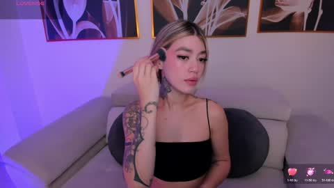 Violett  online show from 05-26-26, 08:43