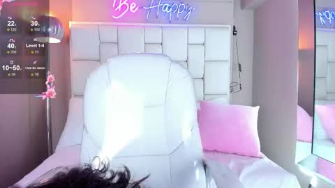 VioletthaRous online show from 10-18-25, 11:05