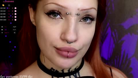 Snapshot of violetvio1ator chatting on 01-25-25, 06:01 Dommy mommy online show from 01-25-25, 06:01