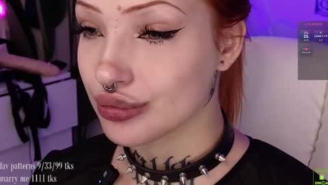 Dommy mommy online show from 10-25-25, 04:31