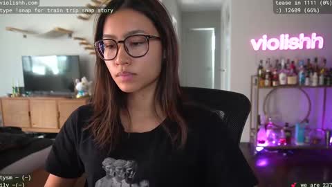 Snapshot of violishh chatting on 02-28-25, 09:23 follow me on twitter violishh and ig violishh  online show from 02-28-25, 09:23