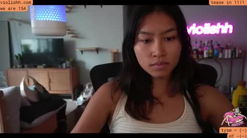 Snapshot of violishh chatting on 10-28-25, 06:21 follow me on twitter violishh and ig violishh  online show from 10-28-25, 06:21