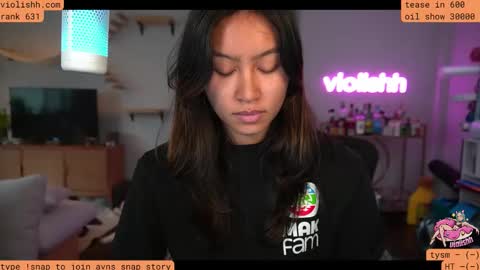 follow me on twitter violishh and ig violishh  online show from 11-20-25, 08:41