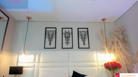 VIOLLET online show from 10-17-25, 08:22