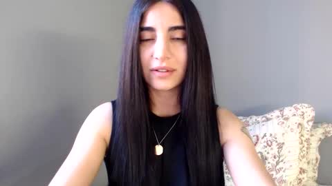 viorett online show from 11-16-25, 09:37