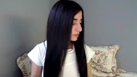 viorett online show from 11-19-25, 03:17