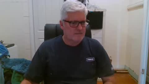 viper654321 online show from 03-03-25, 07:43