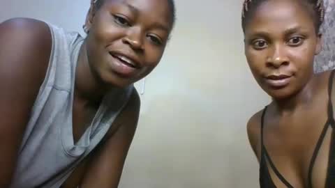 Snapshot of vipvelvetlovers chatting on 01-06-26, 05:33 velvets online show from 01-06-26, 05:33