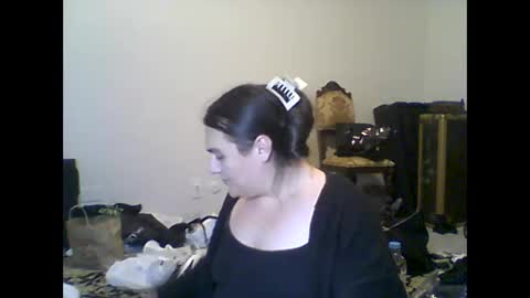 priscilla online show from 01-29-25, 05:40