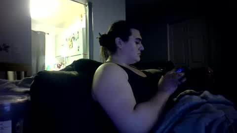 priscilla online show from 12-18-25, 06:08