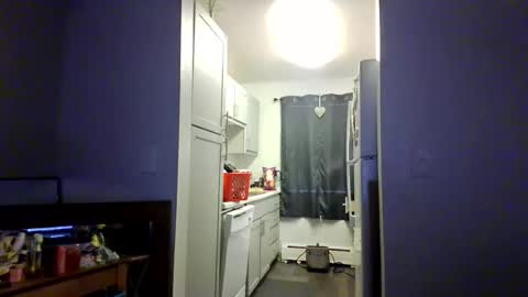 Snapshot of virgorian_enigma chatting on 04-16-26, 10:56 priscilla online show from 04-16-26, 10:56