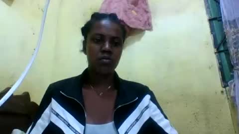 Snapshot of vita_ielle chatting on 07-23-26, 07:01 Desire ielle online show from 07-23-26, 07:01