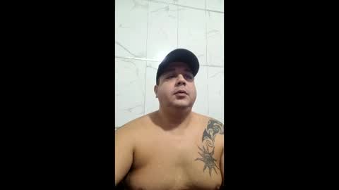 Snapshot of vittoitalian chatting on 05-11-26, 09:23 vittoitalian online show from 05-11-26, 09:23
