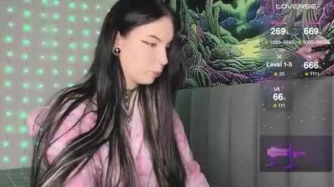 Vivi   online show from 01-13-26, 03:12